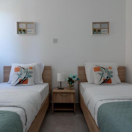 Andrea 3-Bedroom Apt In Mackenzie لارنكا المظهر الخارجي الصورة