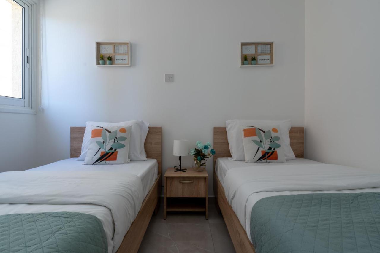 Andrea 3-Bedroom Apt In Mackenzie لارنكا المظهر الخارجي الصورة
