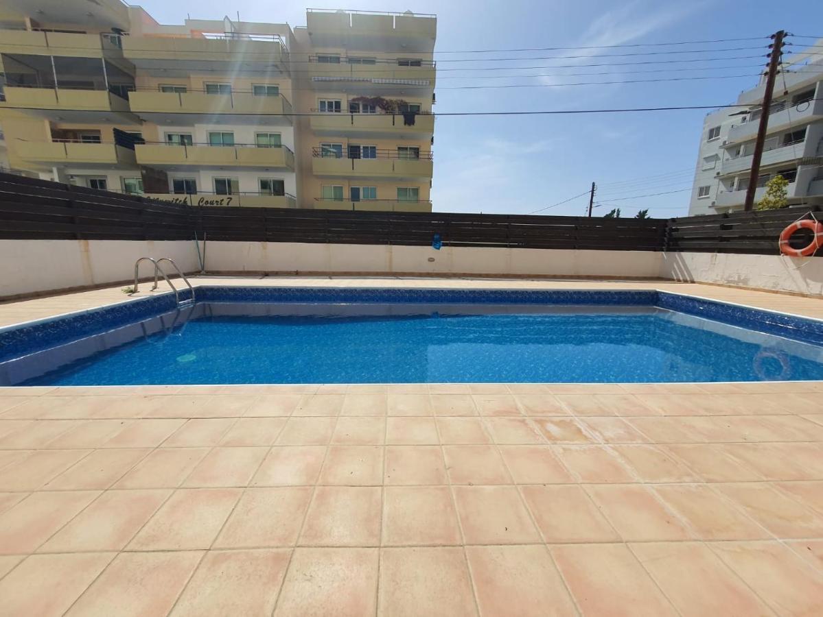 Andrea 3-Bedroom Apt In Mackenzie لارنكا المظهر الخارجي الصورة
